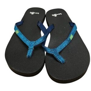 Sanuk Women's Yoga Joy Sparkle flip-flops - Blue Glitter Strap - Size 7